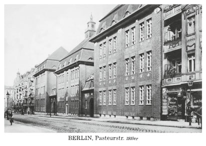 09_Prenzlauer_Berg_Poskartenset_01_Karte_09_Pasteurstrasse_[Gymnasium]_um_1915